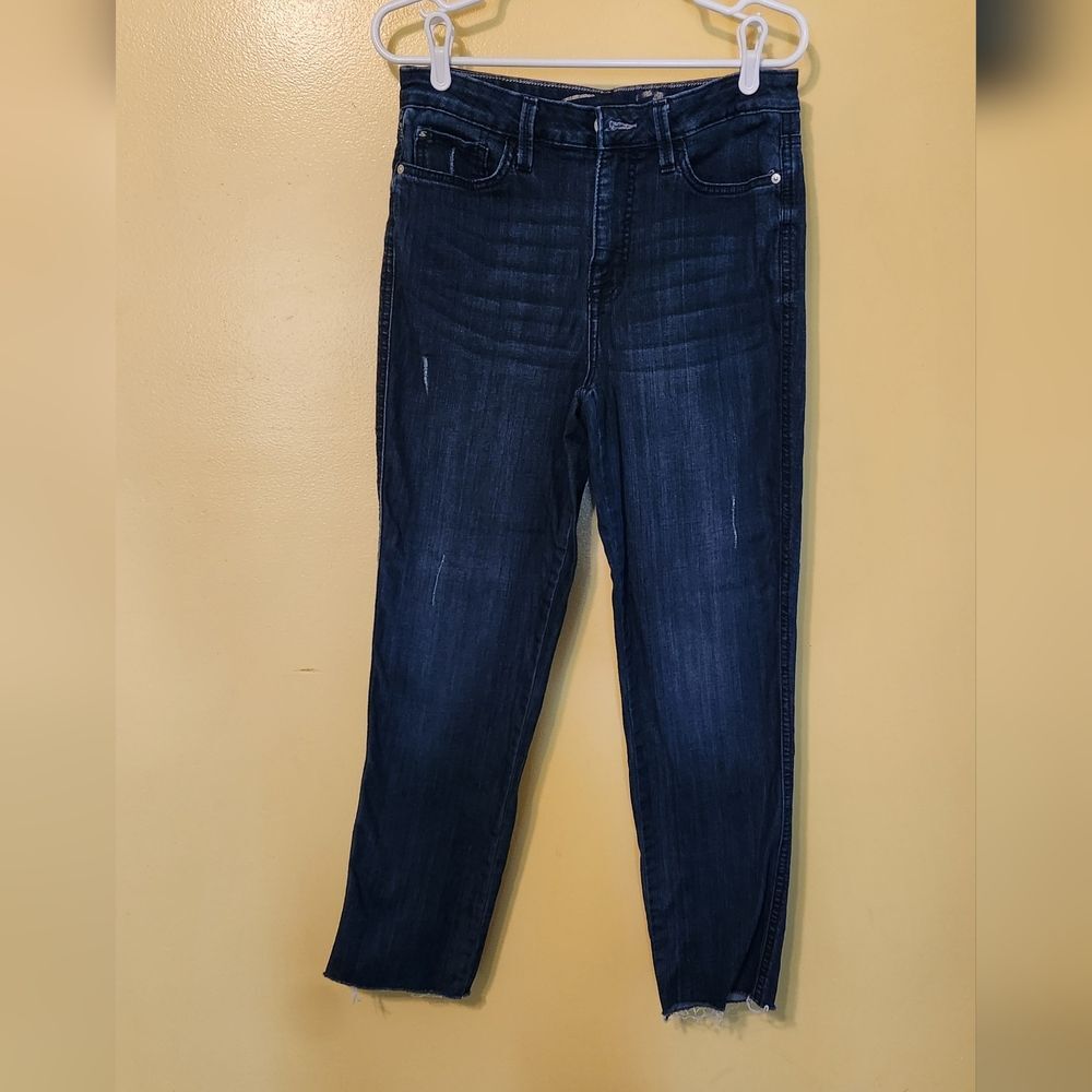 Seven 7 women's weekend easy fit boyfriend jeans. Size 6